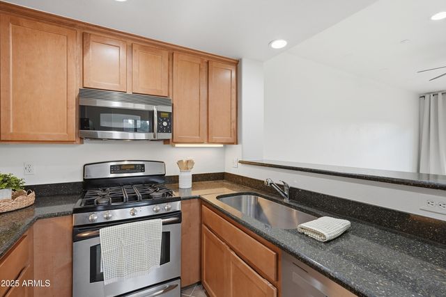 6940 E COCHISE Road 1001, Paradise Valley, AZ 85253