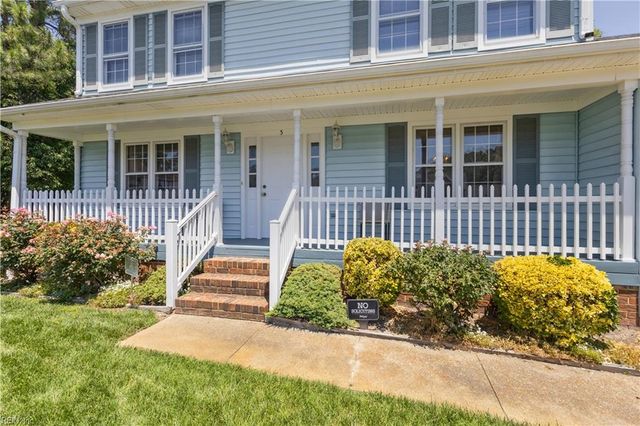 3 Sol Thorpe LN, Chesapeake, VA 23325