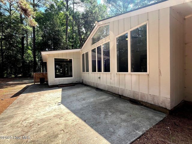 2 Fairway Drive, Whispering Pines, NC 28327