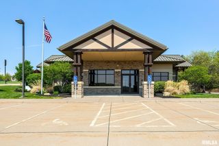 949 Mississippi View Court, Le Claire, IA 52753