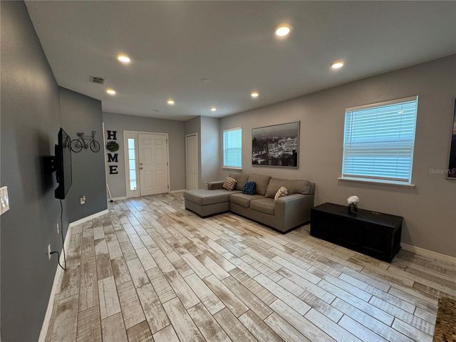 118 HURST CT, Deland, FL 32724