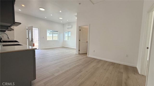 656 E I, Ontario, CA 91764