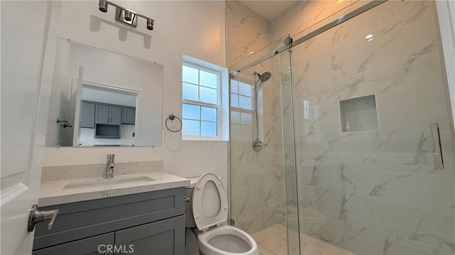 656 E I, Ontario, CA 91764