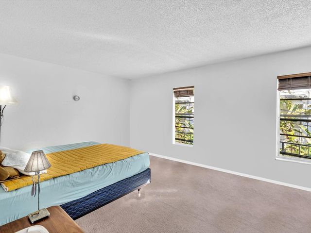 215 NE 16th Avenue 203, Fort Lauderdale, FL 33301