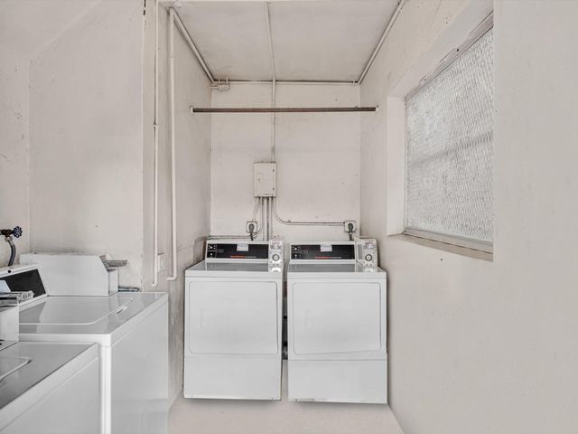 215 NE 16th Avenue 203, Fort Lauderdale, FL 33301