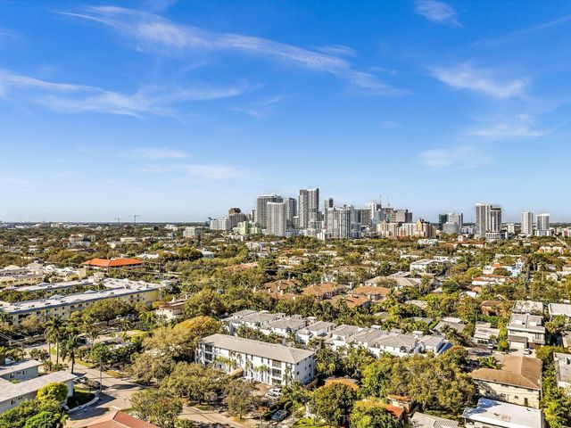 215 NE 16th Avenue 203, Fort Lauderdale, FL 33301