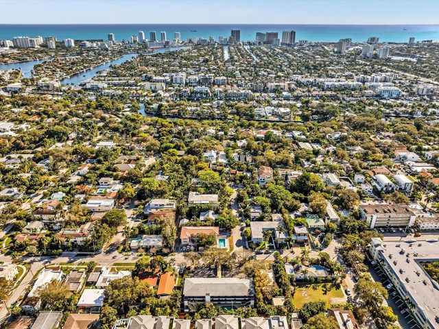 215 NE 16th Avenue 203, Fort Lauderdale, FL 33301