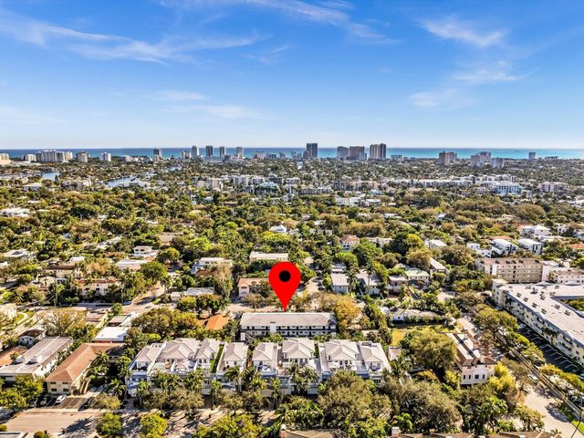 215 NE 16th Avenue 203, Fort Lauderdale, FL 33301