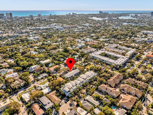 215 NE 16th Avenue 203, Fort Lauderdale, FL 33301