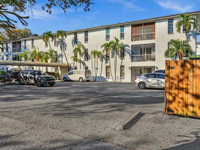 215 NE 16th Avenue 203, Fort Lauderdale, FL 33301