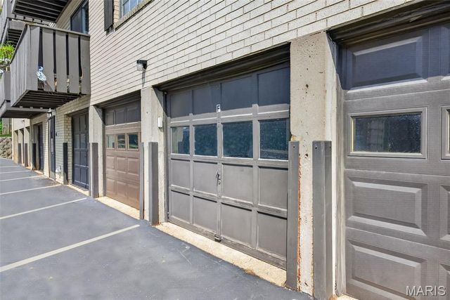 106 Shadalane Walk F, Ballwin, MO 63011