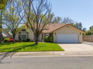 2771 Dawnridge Drive, Redding, CA 96001