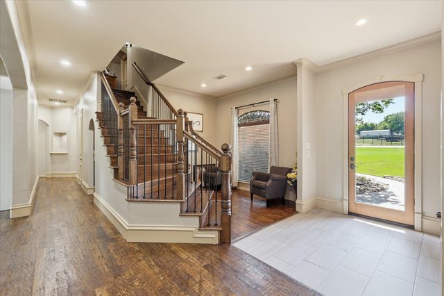 7000 Hunnington Drive, Sanger, TX 76266