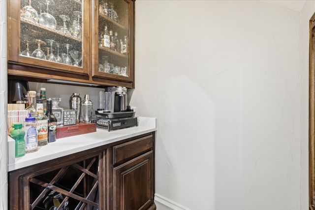 7000 Hunnington Drive, Sanger, TX 76266