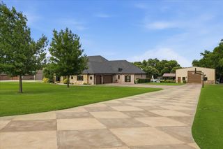 7000 Hunnington Drive, Sanger, TX 76266