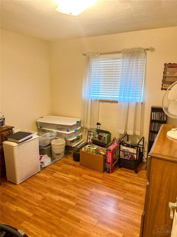 395 Robert Simmons Drive, Carlisle, OH 45005