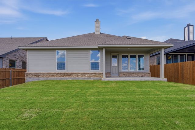3520 Helena Street, Gainesville, TX 76240