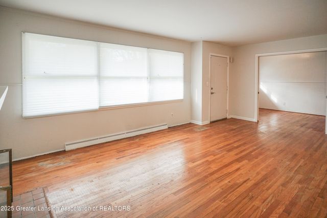 5190 Park Lake Road, East Lansing, MI 48823