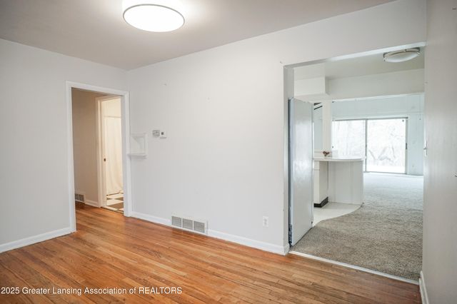 5190 Park Lake Road, East Lansing, MI 48823