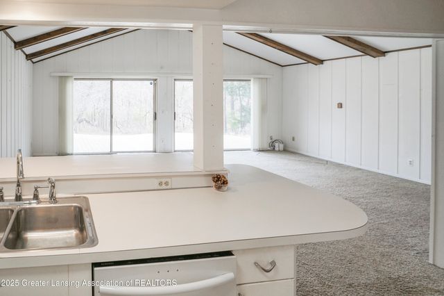 5190 Park Lake Road, East Lansing, MI 48823