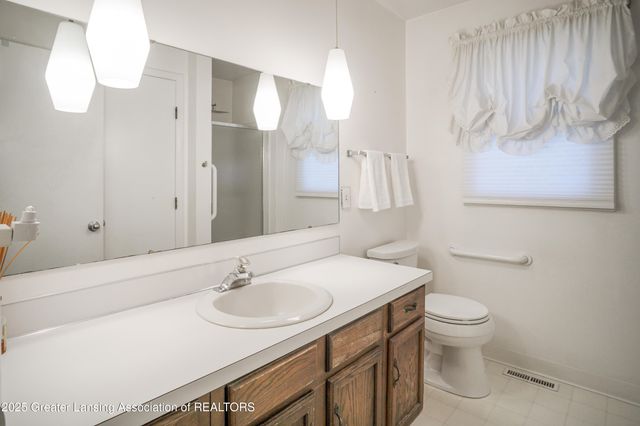 5190 Park Lake Road, East Lansing, MI 48823