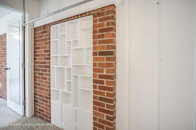 5190 Park Lake Road, East Lansing, MI 48823