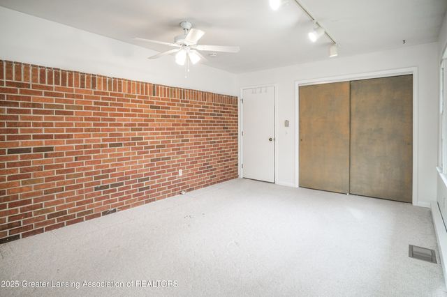 5190 Park Lake Road, East Lansing, MI 48823