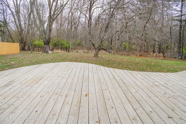 5190 Park Lake Road, East Lansing, MI 48823