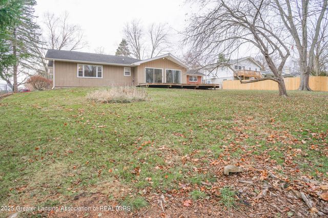5190 Park Lake Road, East Lansing, MI 48823