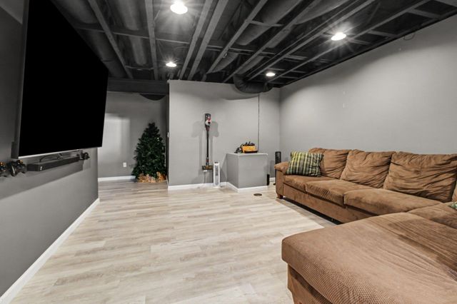 7340 Warwick Drive, Ypsilanti, MI 48197