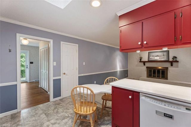 515 Hopkins Road, Kernersville, NC 27284