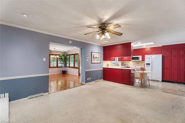 515 Hopkins Road, Kernersville, NC 27284