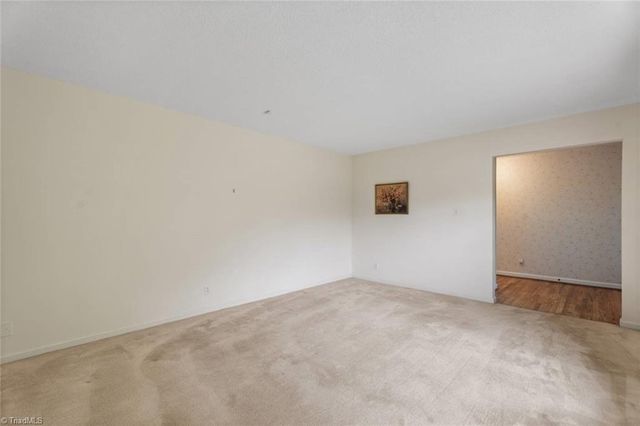515 Hopkins Road, Kernersville, NC 27284
