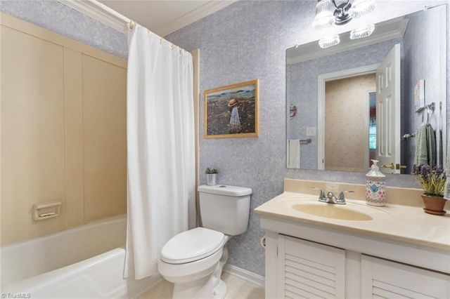 515 Hopkins Road, Kernersville, NC 27284