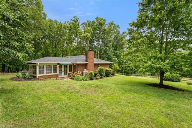 515 Hopkins Road, Kernersville, NC 27284