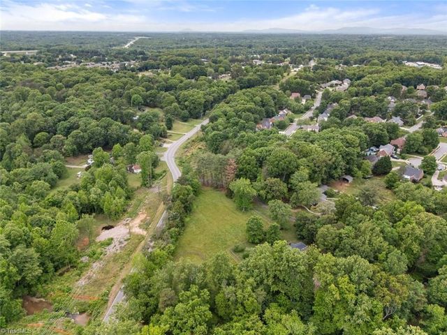 515 Hopkins Road, Kernersville, NC 27284