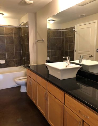 3000 Vanderbilt Pl Apt 112, Nashville, TN 37212