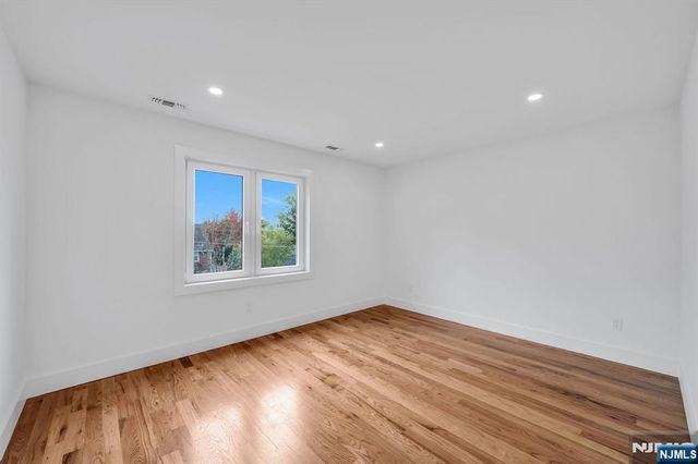 378 Marvin Avenue, Hackensack, NJ 07601