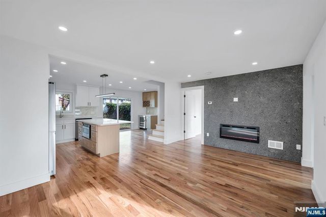 378 Marvin Avenue, Hackensack, NJ 07601