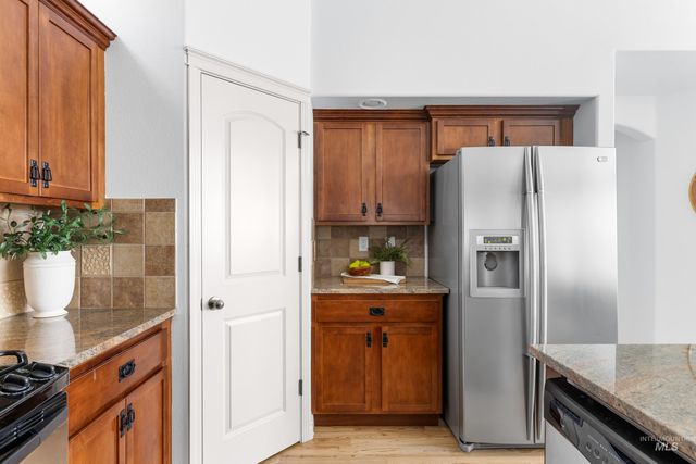 139 S Grandean Way, Eagle, ID 83616
