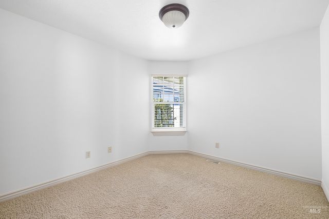 139 S Grandean Way, Eagle, ID 83616
