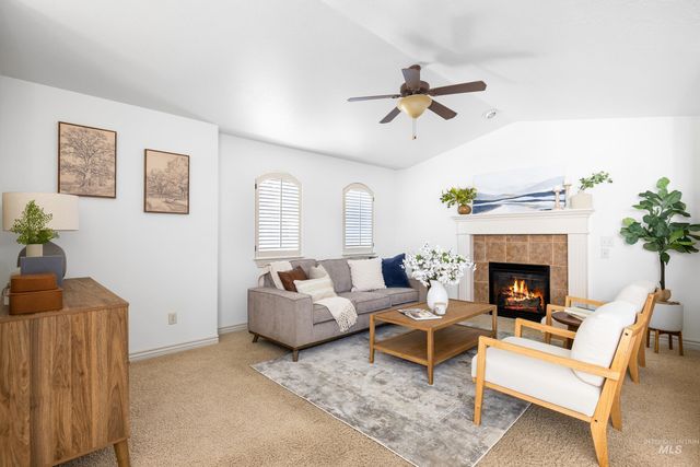 139 S Grandean Way, Eagle, ID 83616
