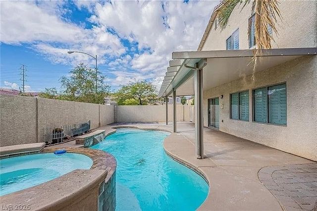 10149 Whitney Falls Court, Las Vegas, NV 89148
