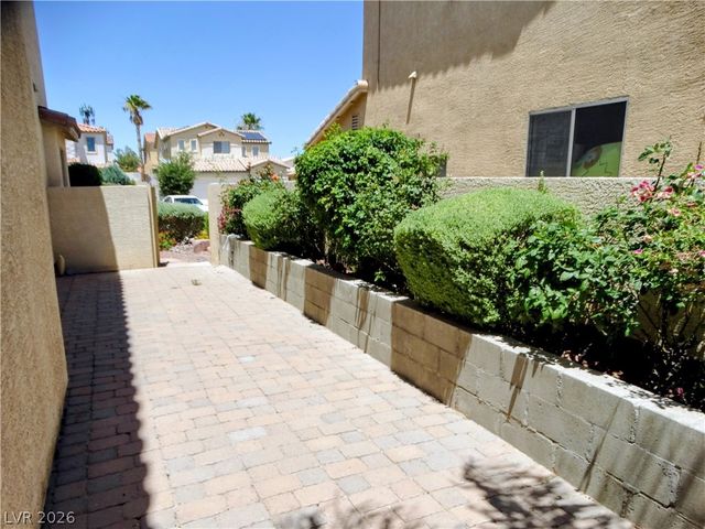 10149 Whitney Falls Court, Las Vegas, NV 89148