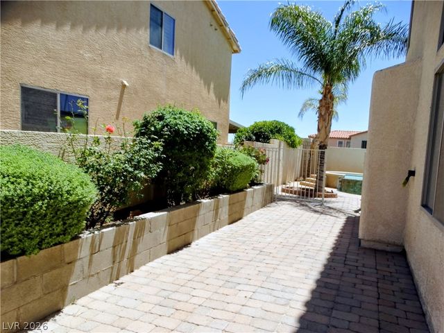 10149 Whitney Falls Court, Las Vegas, NV 89148