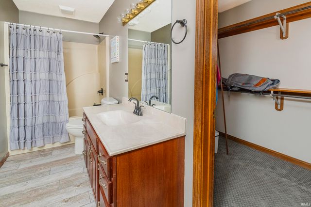 4496 W Tanglewood Road, Bloomington, IN 47404