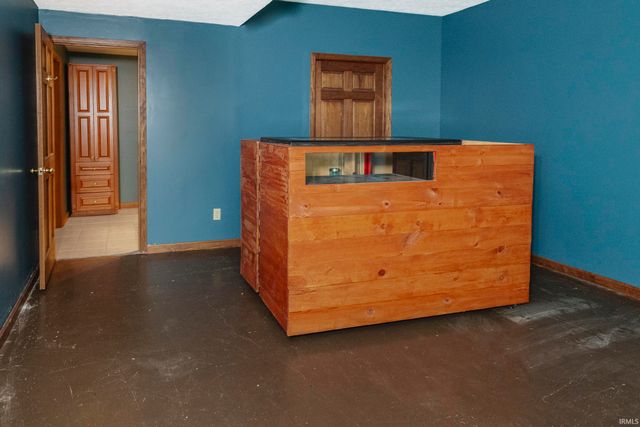 4496 W Tanglewood Road, Bloomington, IN 47404