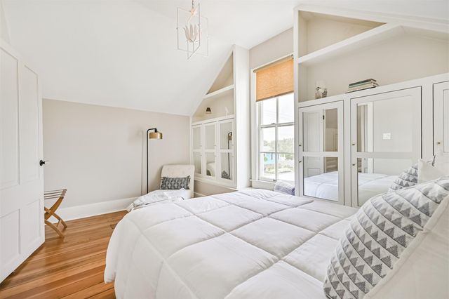 1127 Avenue M, Galveston, TX 77550