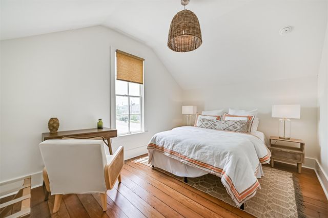 1127 Avenue M, Galveston, TX 77550