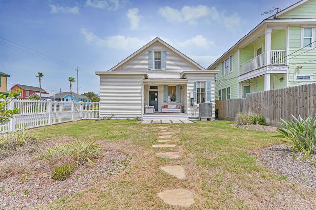 1127 Avenue M, Galveston, TX 77550